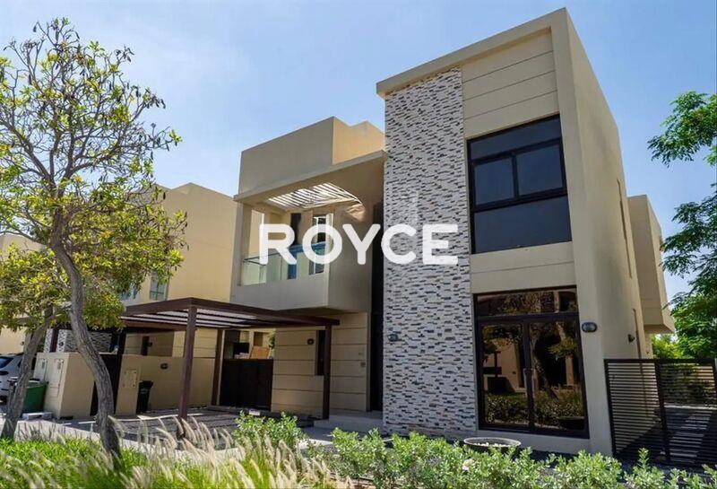 Stand-Alone | Spacious 5-bedroom | Vacant