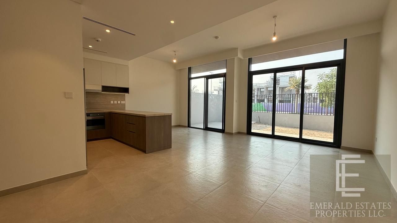 FIRST MOVER | SPACIOUS 3 BR+ MAID | SEMI FURNISHED