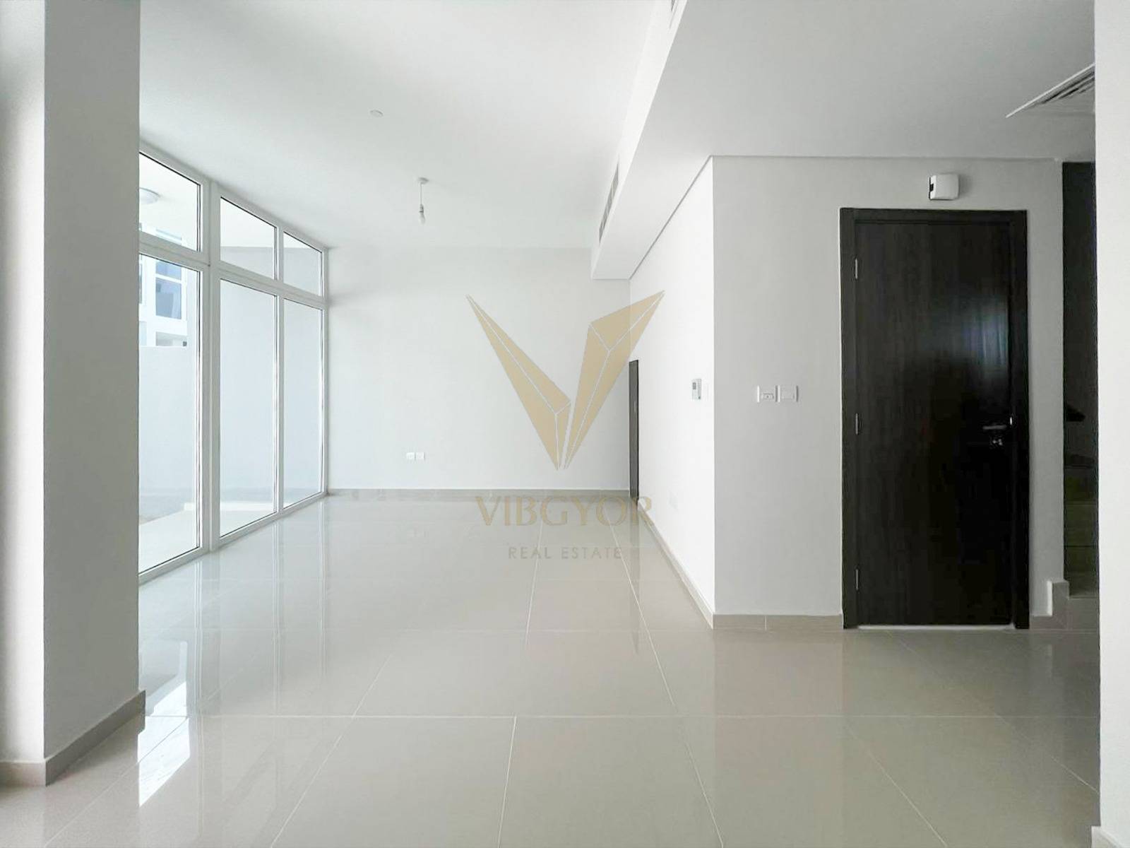 Spacious 3BHK | Nice Layout | Family Friendly Home