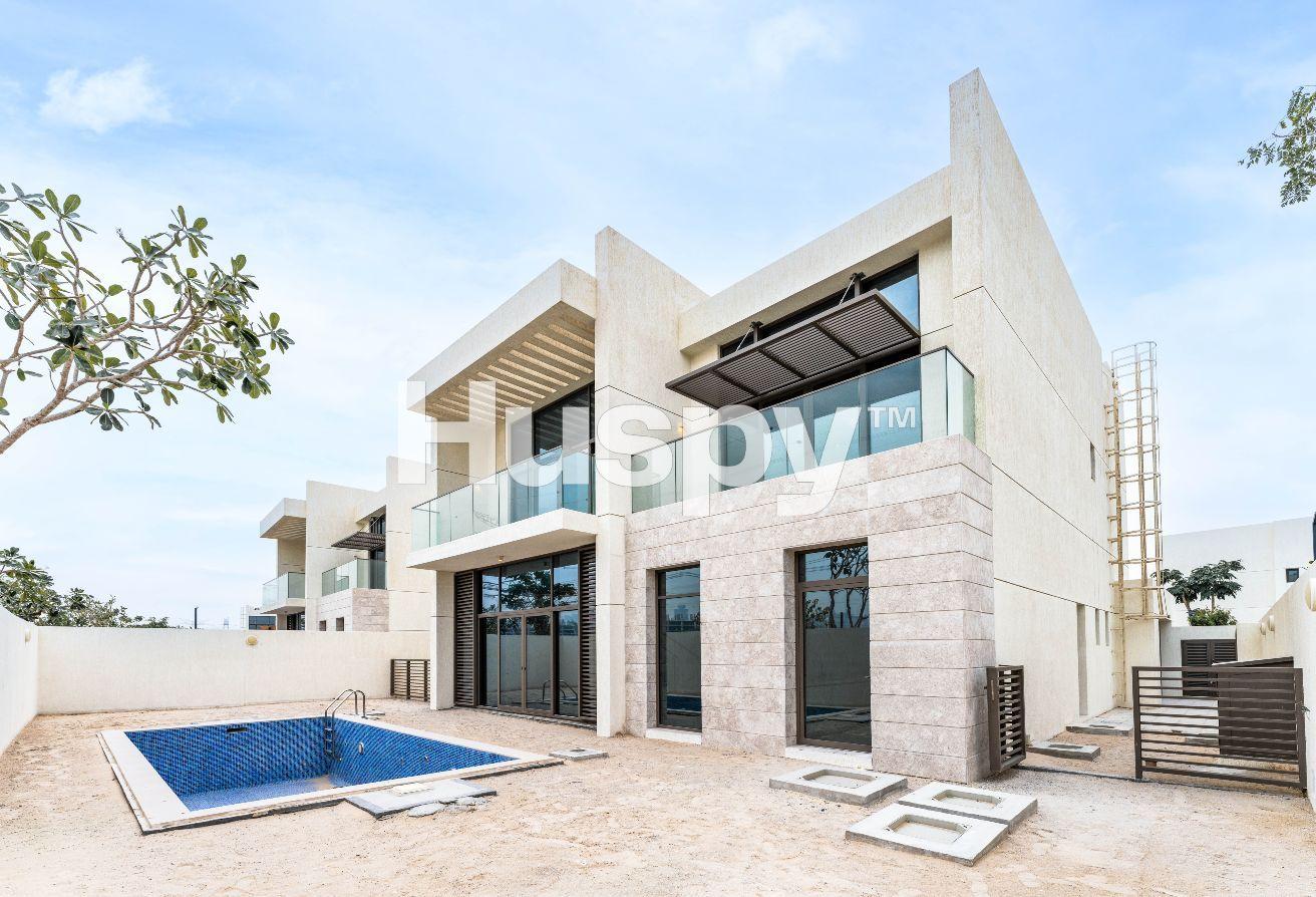 Brand New | Single Row | Contemporary Style