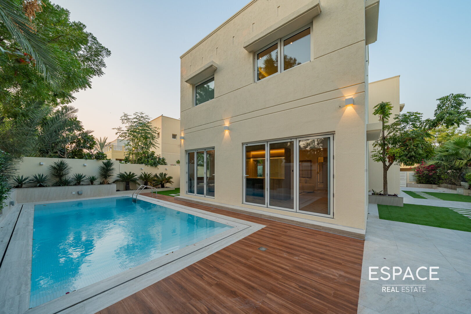 Fully Furnished- Turnkey- Private Pool