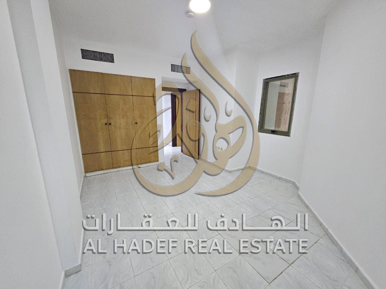 For Annual Rent – Sharjah | Al Majaz 2 A great opportunity to live in a prestigious and vibrant location Available: 4-bedroom apartment with a s
