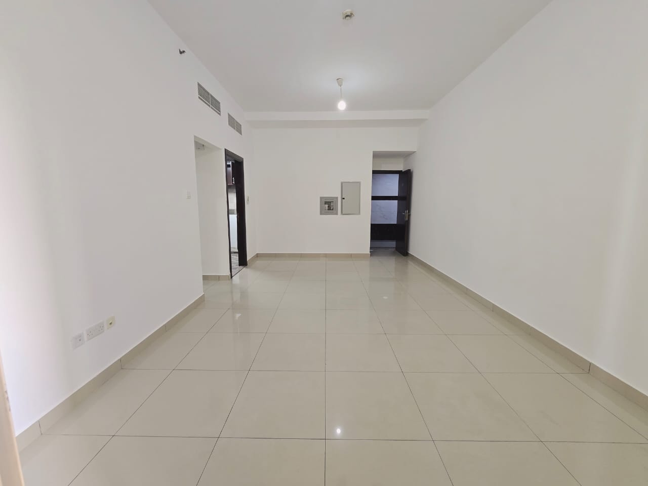 BACK SIDE OF ZULEKHA HOSPITAL SPECIOUS 2BHK AVAILABLE WITH ALL AMENITIES