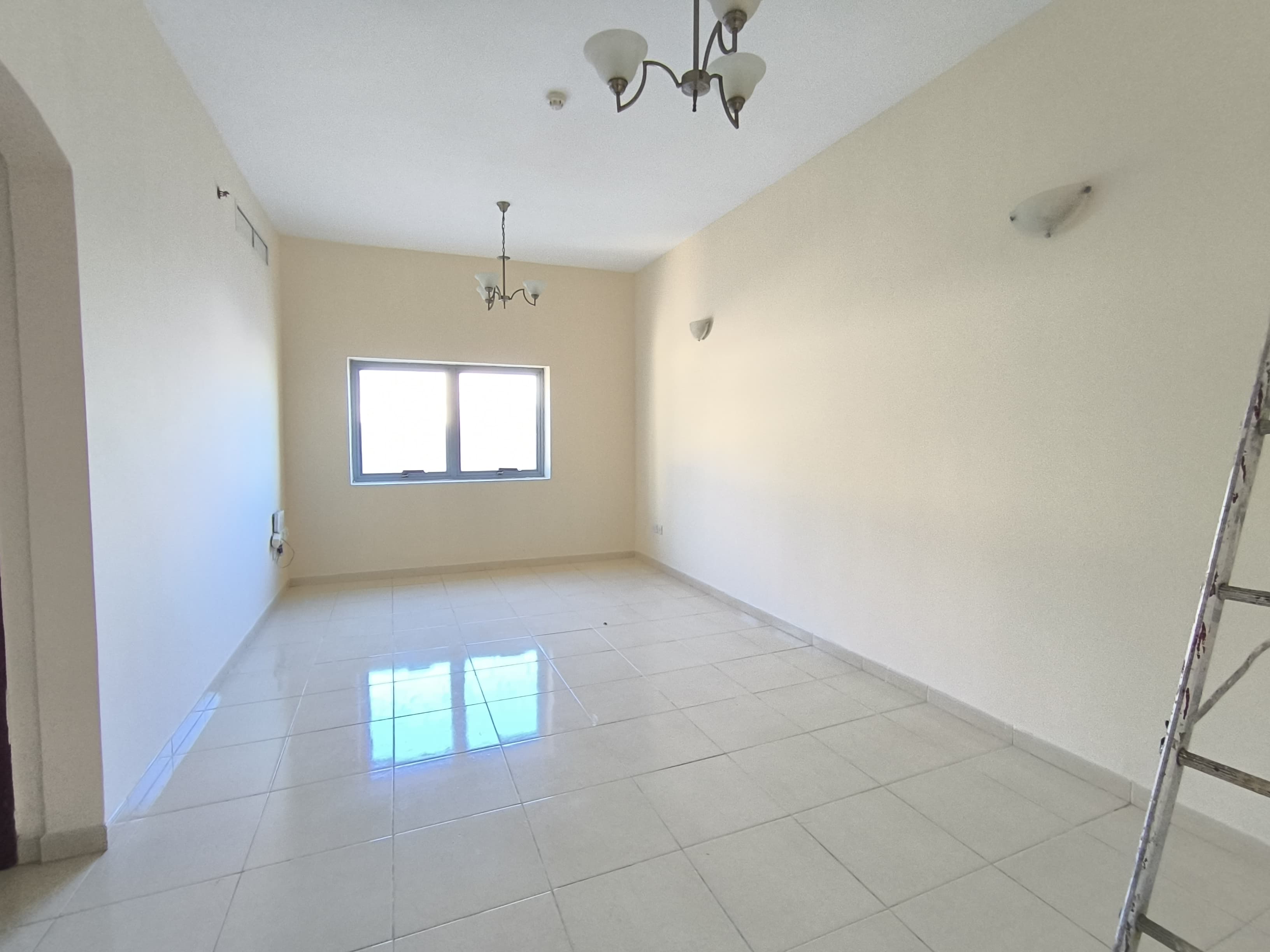 CLOSE TO NAHDA POND PARK STUNNING 1BHK AVAILABLE WITH ALL AMENITIES