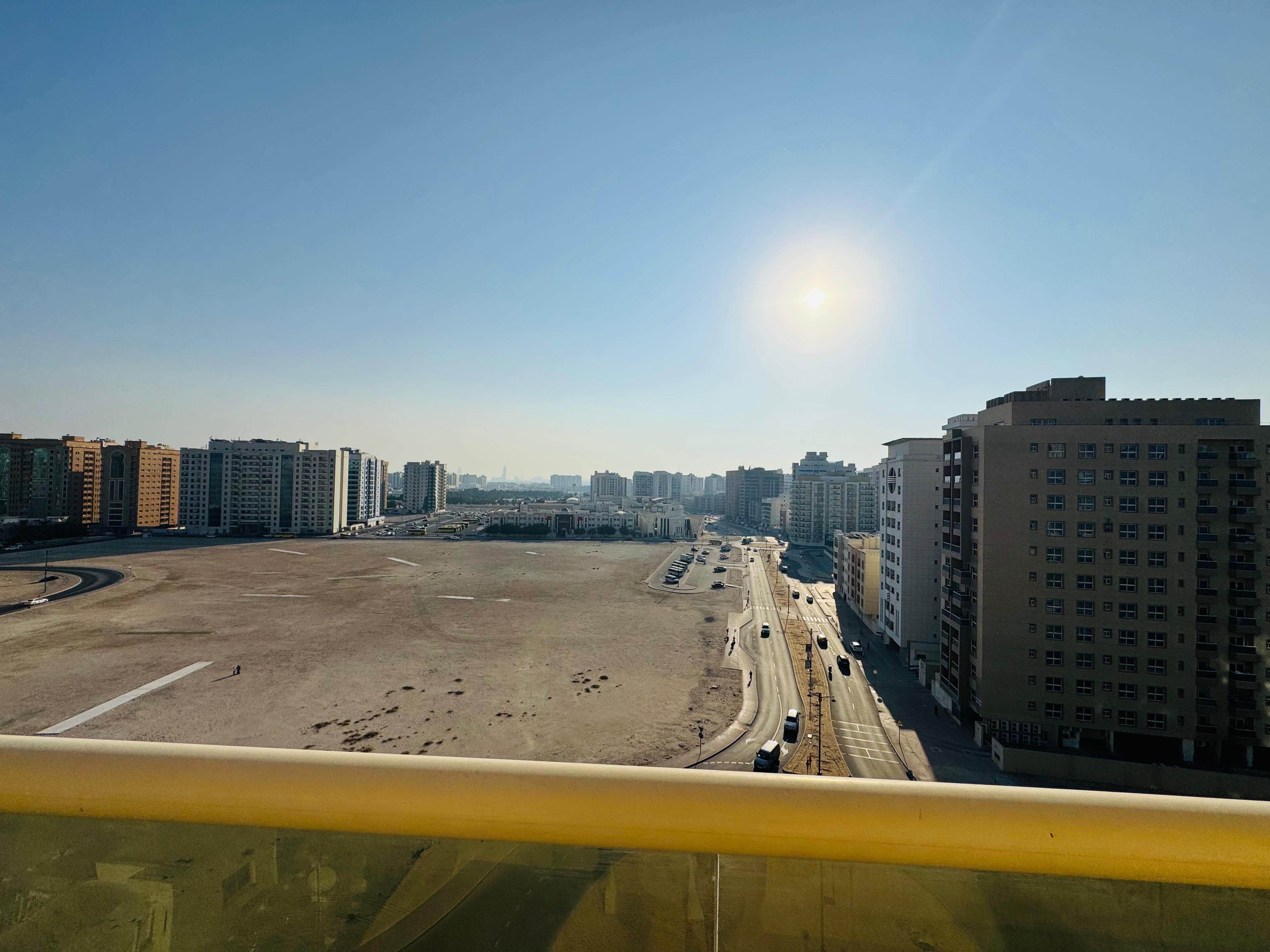 CLOSE TO NAHDA POND PARK STUNNING 2BHK AVAILABLE WITH ALL AMENITIES