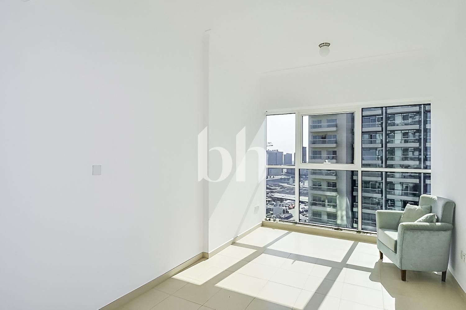 Canal View | Unfurnished unit | 1 Bedroom