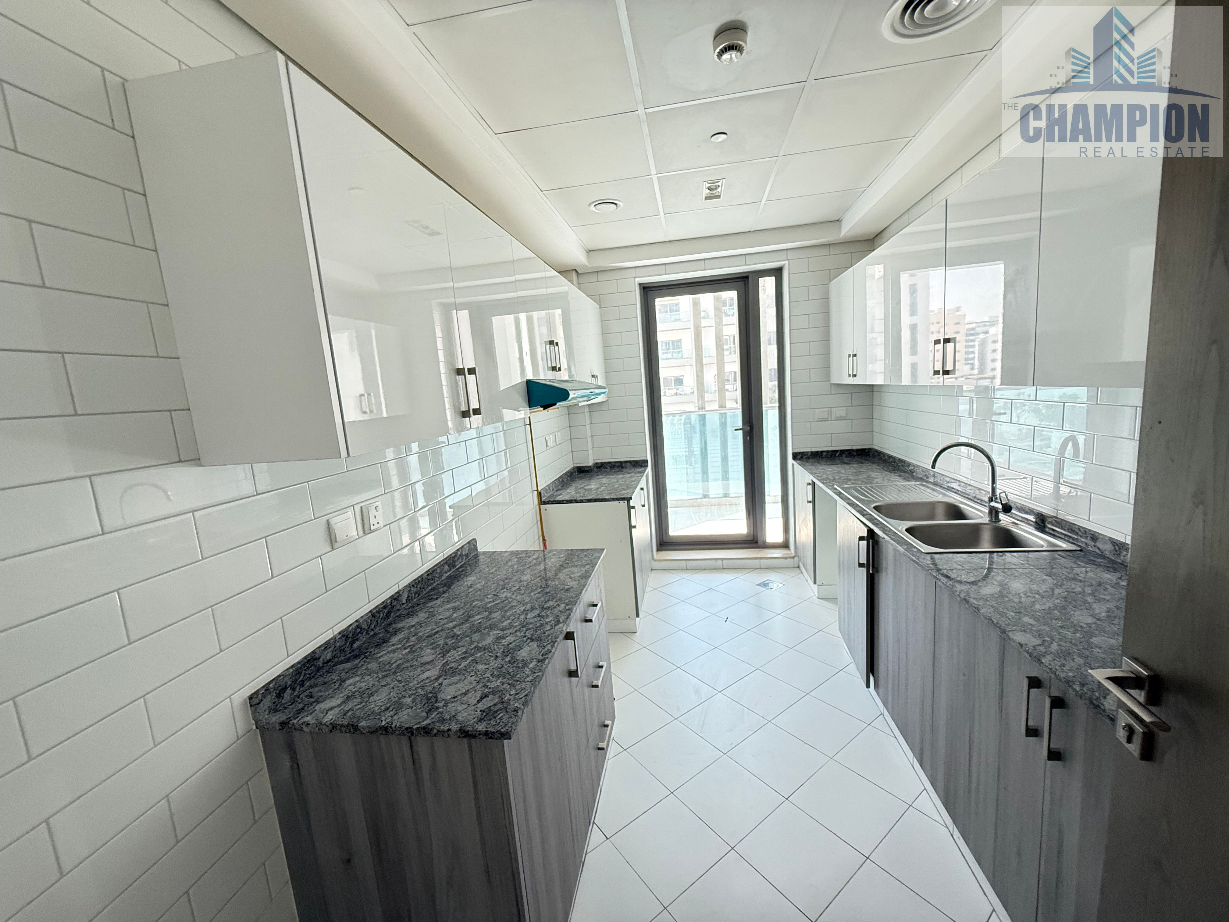 Spacious 1bhk : Rent 62k : 1 parking