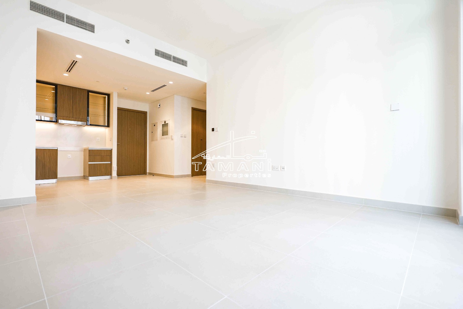Stylish 1-Bedroom Apartment | Waterfront Views