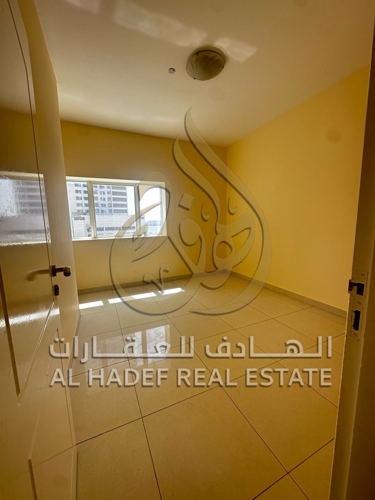 Two rooms and a hall for rent in Al Khan