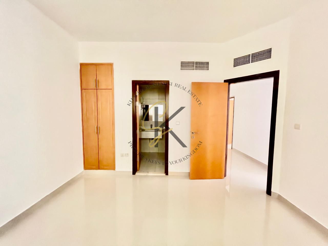 Spacious Unfurnished 1BHK with 2 Washrooms, Balcony & Dedicated Parking | Prime Muwailah Commercial, Sharjah | 940 Sqft | All Amenities