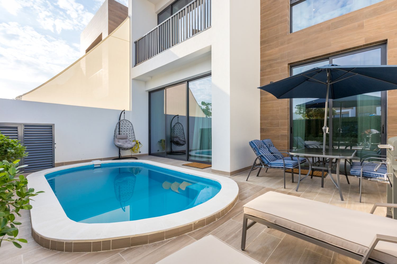 Upscale Beachside Villa with private pool