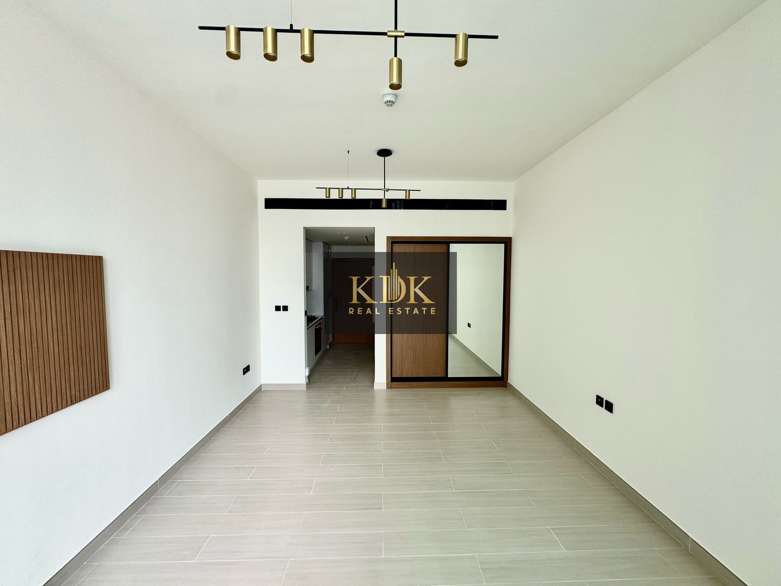 Pool View | Fitted Kitchen | Call Now