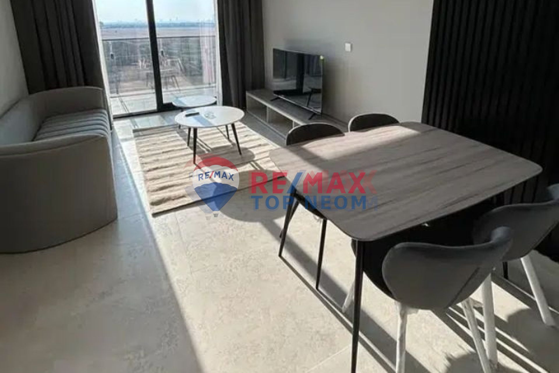 PRIME LOCATION || COMMUNITY VIEW || SEMI-FURNISHED