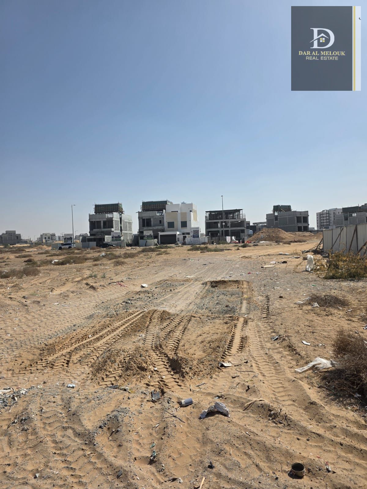 For Sale in Sharjah In the Tilal area Prime commercial land plot A golden investment opportunity within one of the best integrated projects in Shar