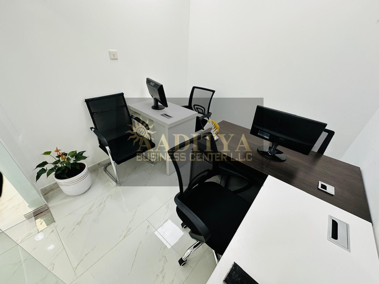 Budget friendly offices for rent| Office for Freezone Company