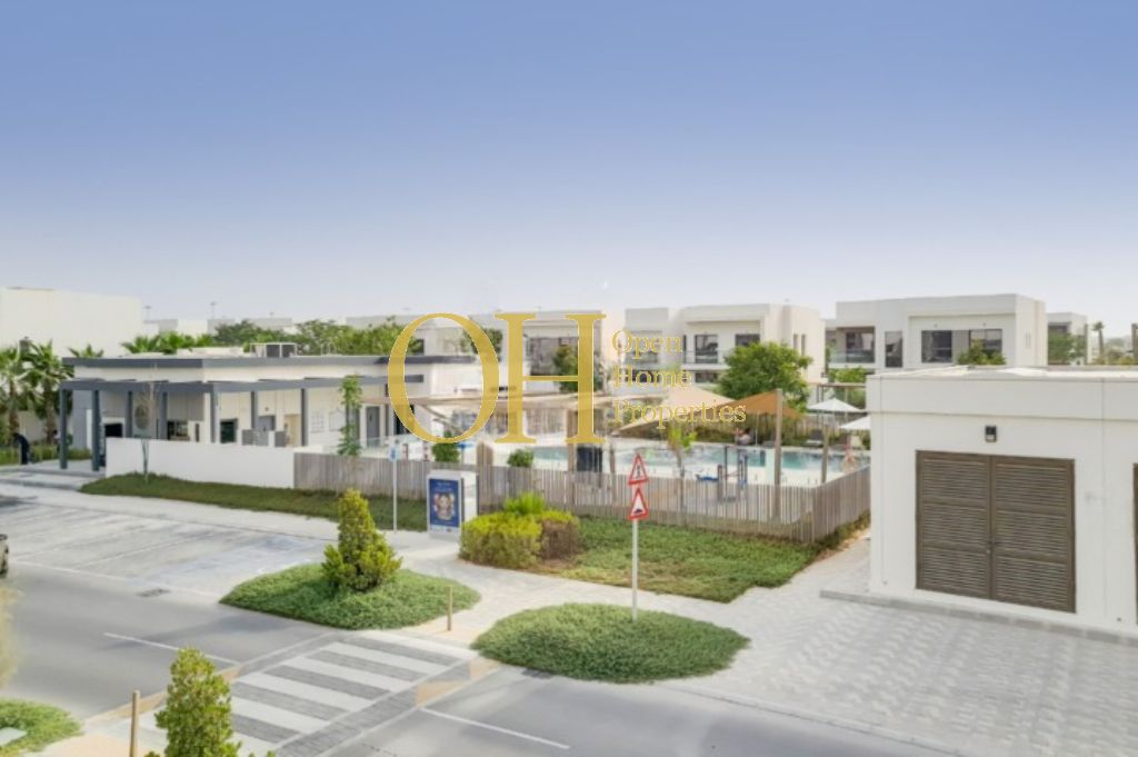 Premium Location | 4BR Single Row - Middle | Elegant Home