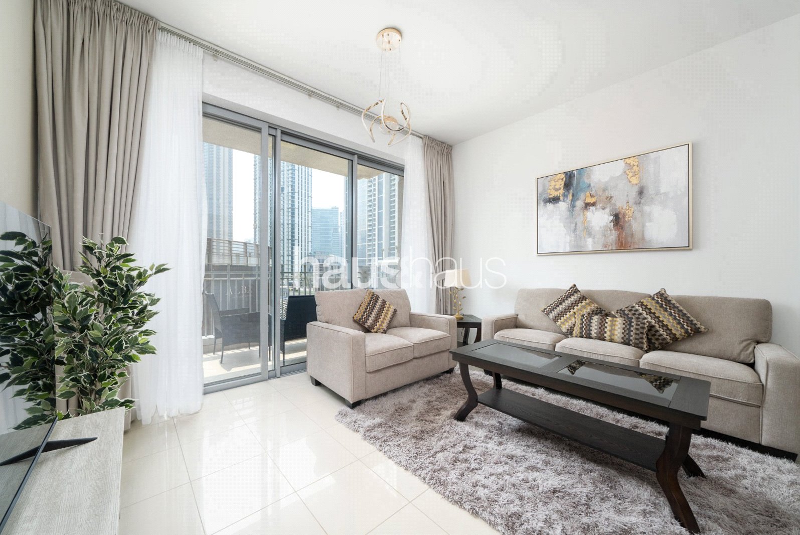 Luxury | Open Plan Living | Modern Finish