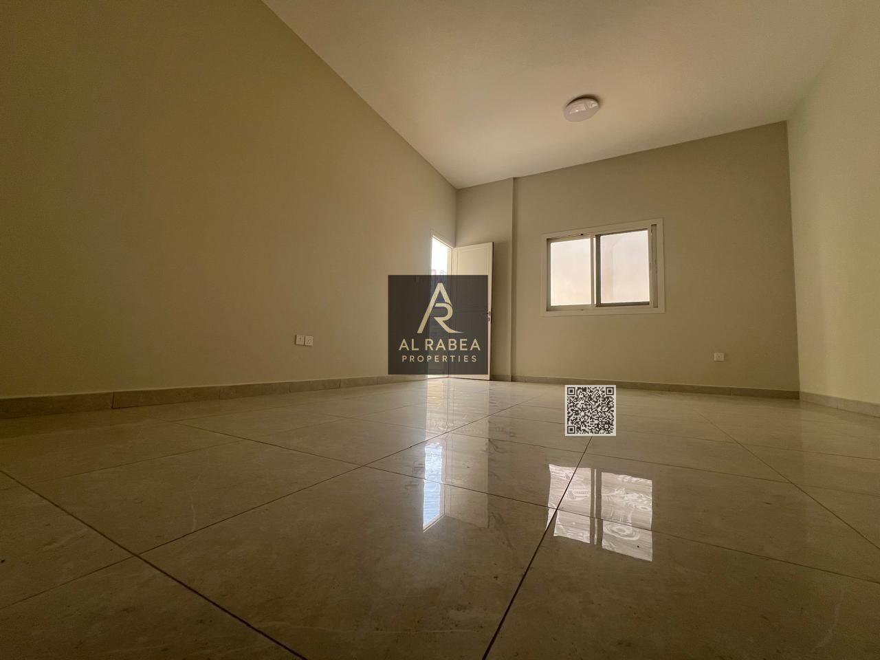 Apartment for rent in Al Jurf 3 1 bedroom, living room + 2 bathrooms Prime location near the Chinese Market Directly on the main road Rent: AED 35,00