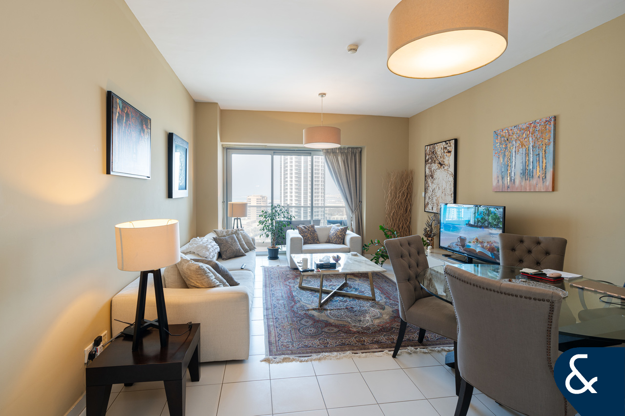 1 Bedroom | Furnished | Upgraded Bathroom