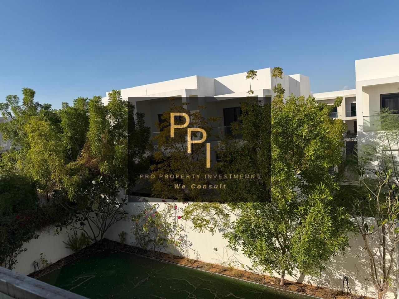 3BR+M Villa | Prime Location | Double Row