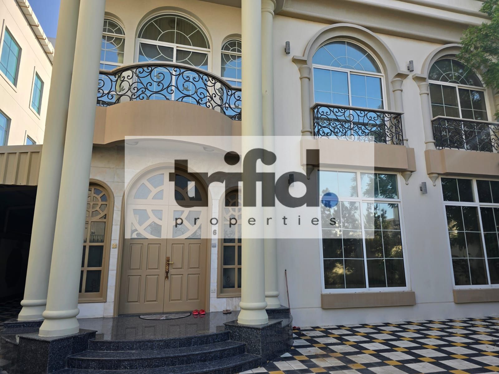 COMMERCIAL VILLA | BIG LAYOUT | PRIME LOCATION
