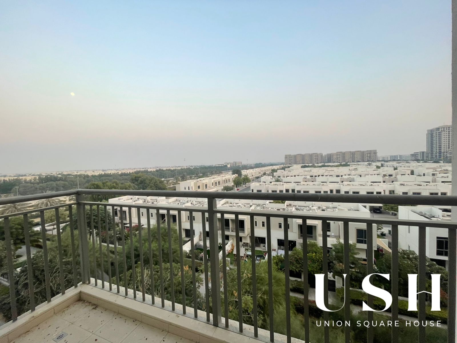 Modern 1BR | Well Maintained | Townhouse Views