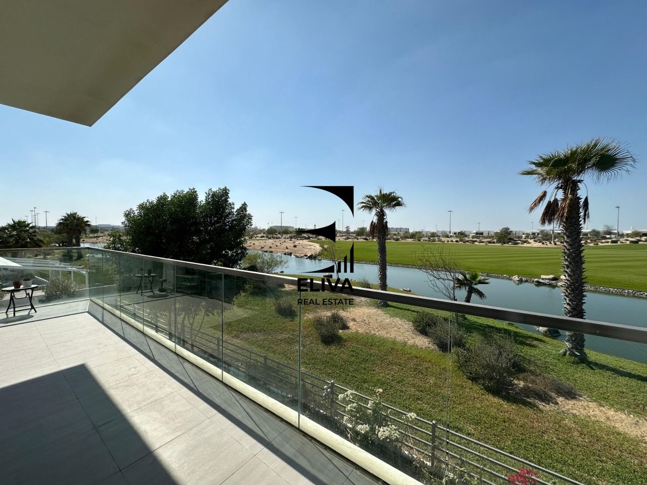 Single Row | Corner Unit | Canal and Golf View