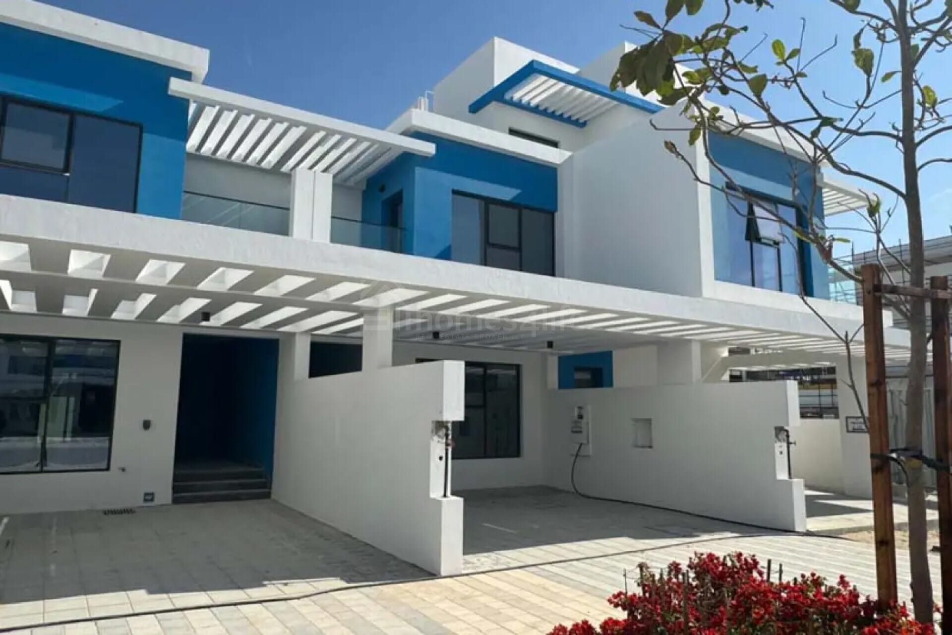 Brand New | Santorini 1 | Spacious Townhouse