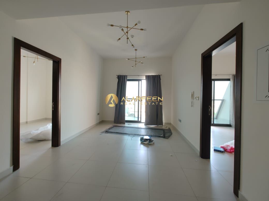 2 bhk | Best Ammenities | Marina View