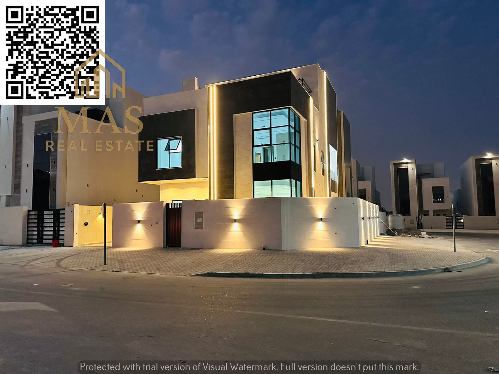 One of the most luxurious villas in Ajman for sale in a very prime location, corner plot on two streets, including registration and ownership fees. Ba