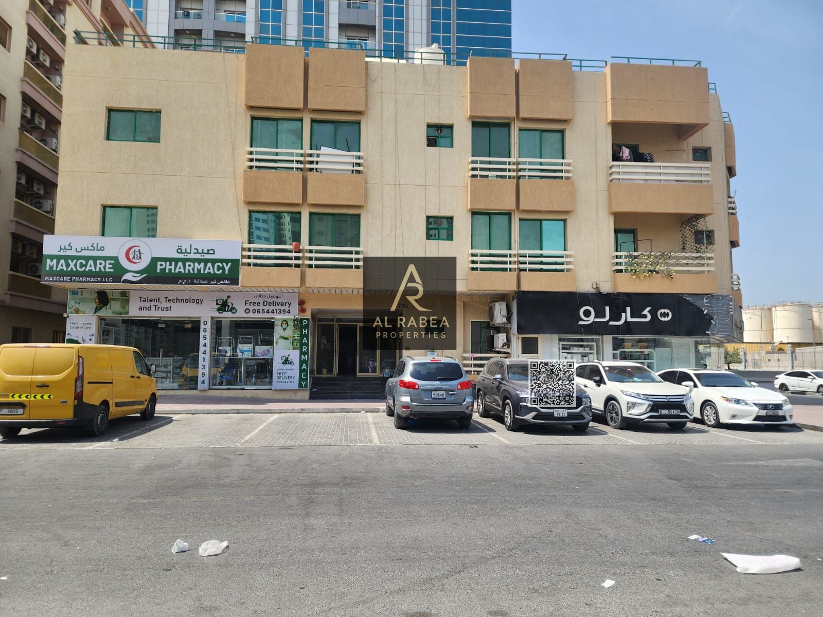 For sale: a building in Al Rashidiya 1. Land area 6600 feet It consists of 20 units 6 One-bedroom aparts, two bedrooms and a livintments 4 apartmeng ro