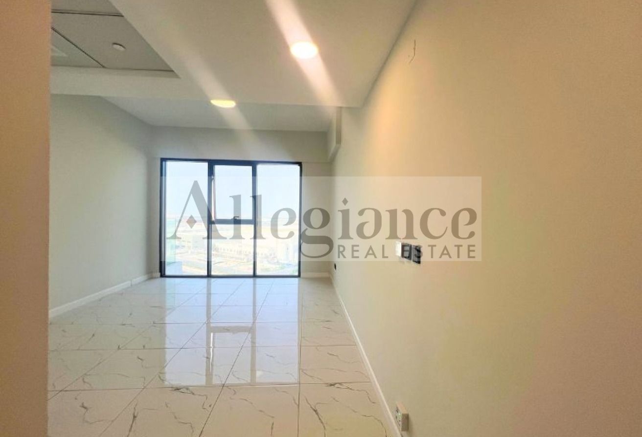 Unfurnished 2BHK | Near Metro| Pool View l Rented
