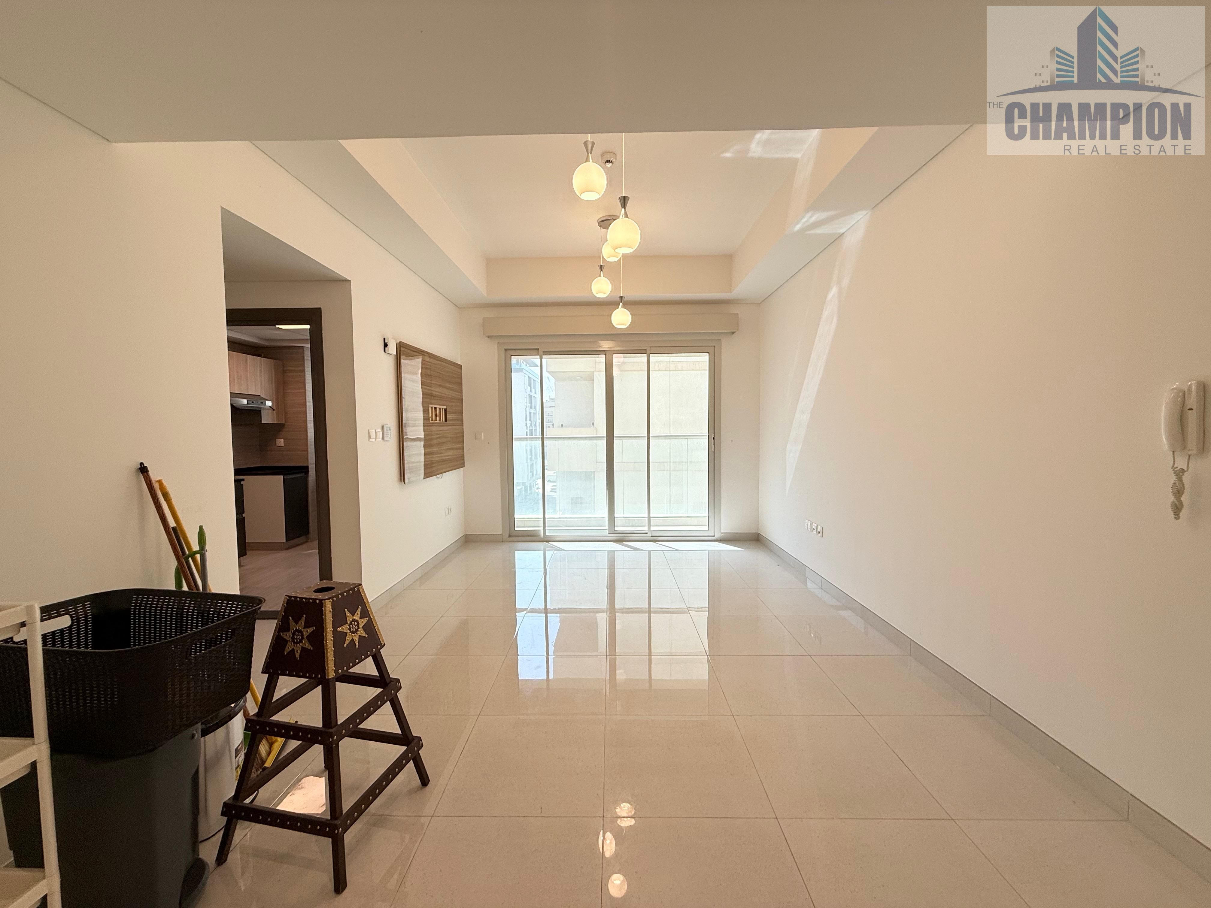 Near to Exit | Luxurious 2'BHK | Balcony+Gym+Pool+Parking | Rent For 80K By 4/Payments