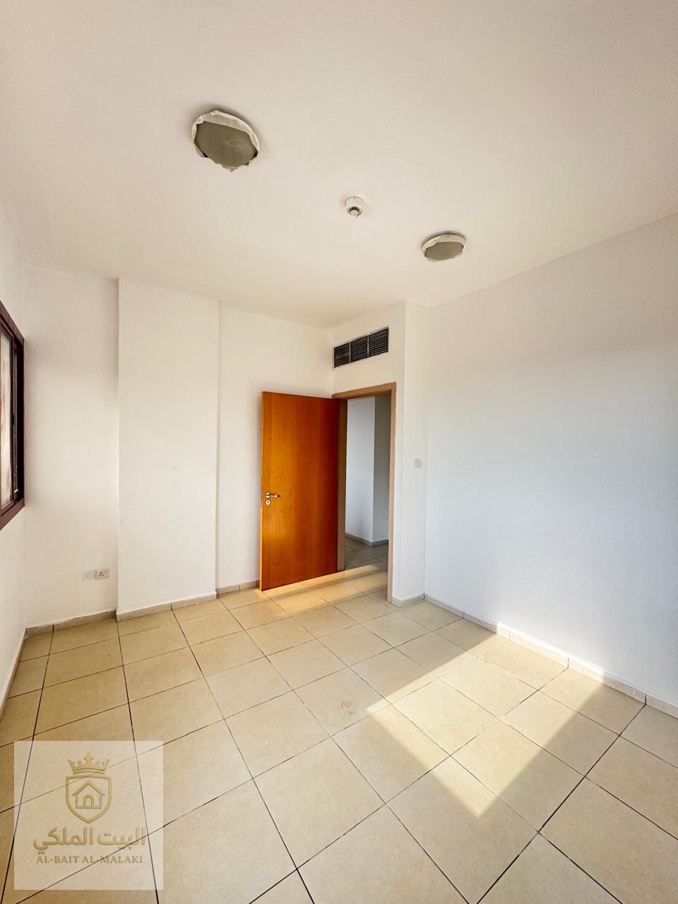 A room and a lounge in Al-Marija A large area Its ruins are open and beautiful Modern and new construction