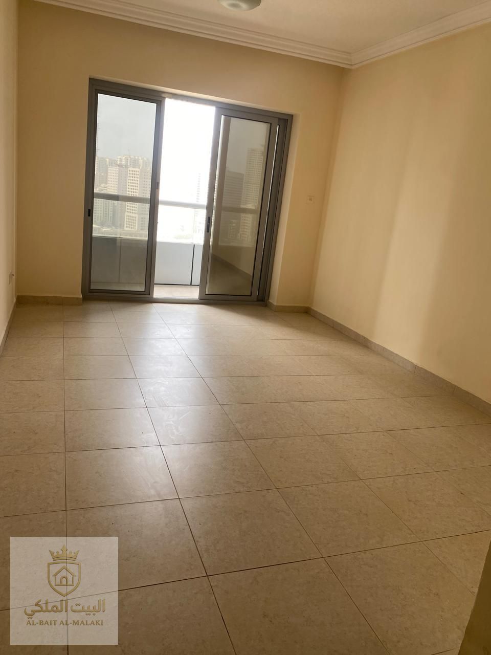 One bedroom and living room with two bathrooms and a balcony. Spacious area, open view, modern building, free parking.