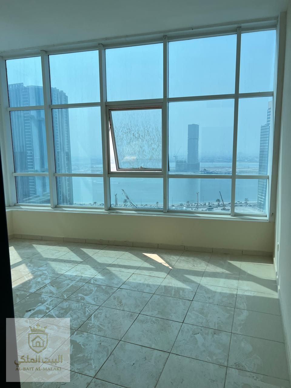 One bedroom and living room with a balcony overlooking the Corniche, offering a beautiful sea view. Spacious area. Two bathrooms.