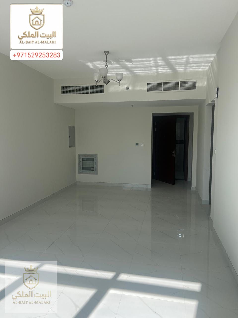 One bedroom, living room, and balcony in Al Taawun, directly on the Dubai exit. Brand new building, first occupancy. Free parking. Open and beautiful view. Building is one month old. Spacious area. Payment options: 4 or 6 installments.