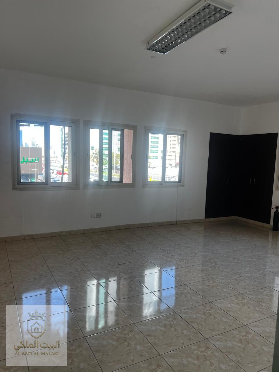 Office for rent In Al Majaz 1 Open and beautiful view Spacious and beautiful space Payment in 4 or 6 installments Split air conditioning Contract attestation by the owner
