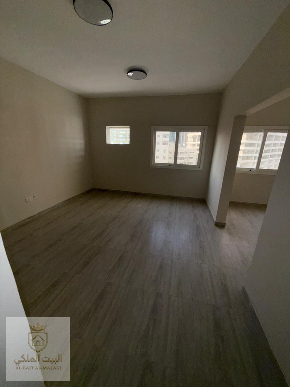 Apartment for rent on Al Wahda Street (Sharjah), two bedrooms and a living room, prime location on the Dubai exit