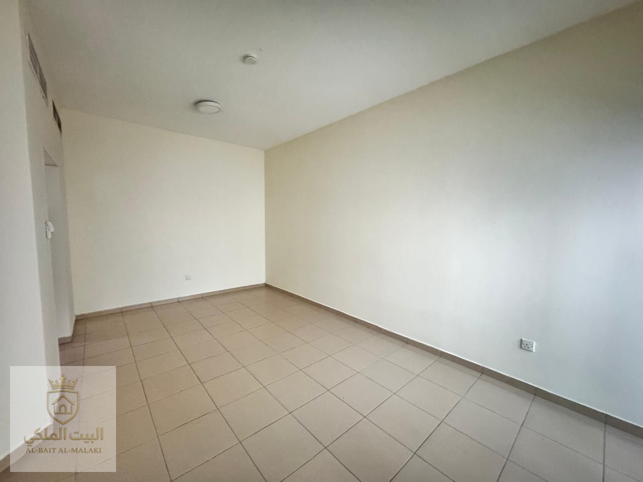 One bedroom and living room for rent in Al Taawun, Sharjah, prime location on the Dubai exit