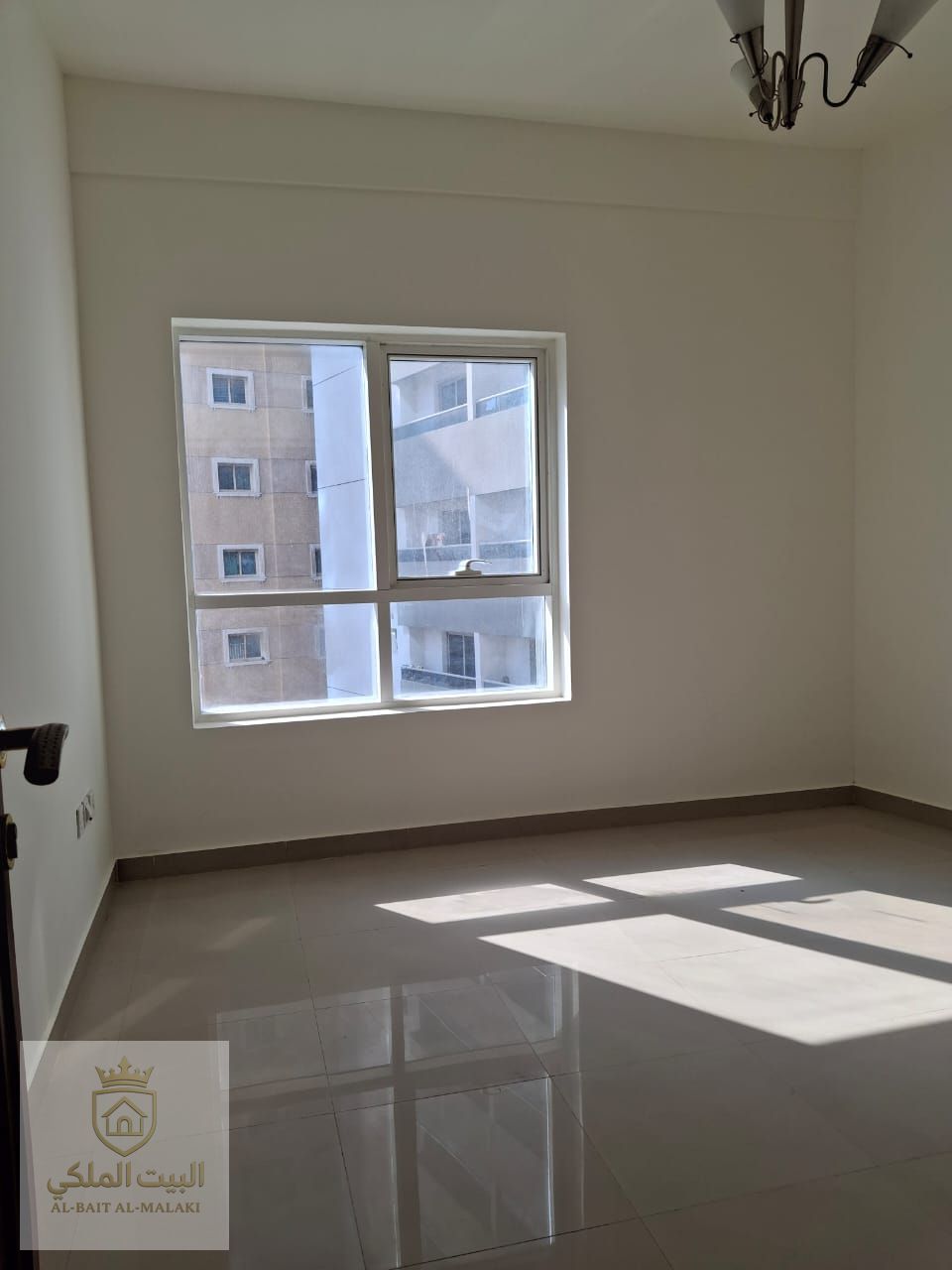 Two-bedroom apartment with a living room in Al Taawun area, featuring a very beautiful sea view. The apartment offers a spacious layout and a practical design that ensures comfort and privacy. The open sea view provides a calm atmosphere with excellent na
