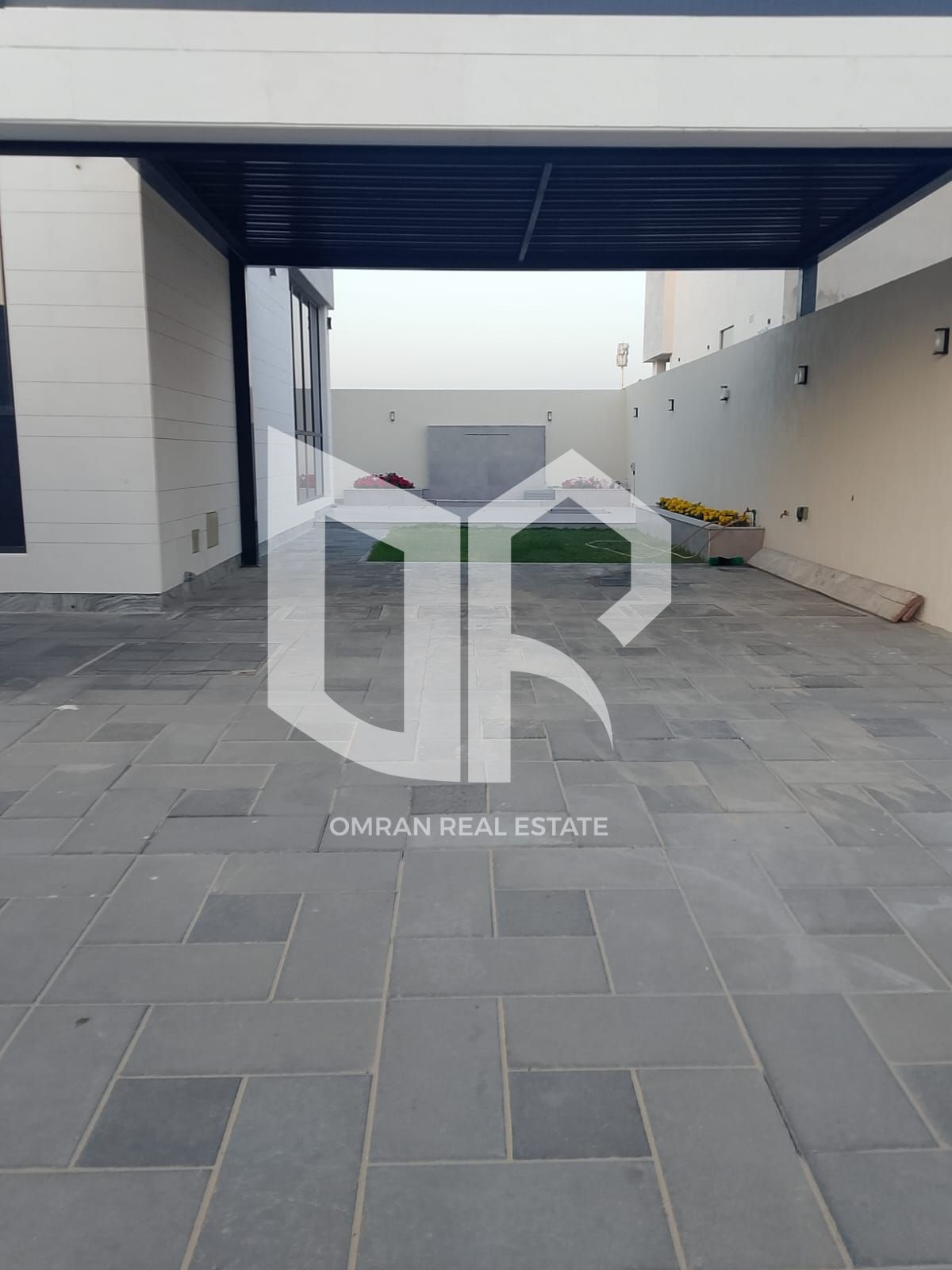 Villa for Sale in Al Hoshi – Real Bargain