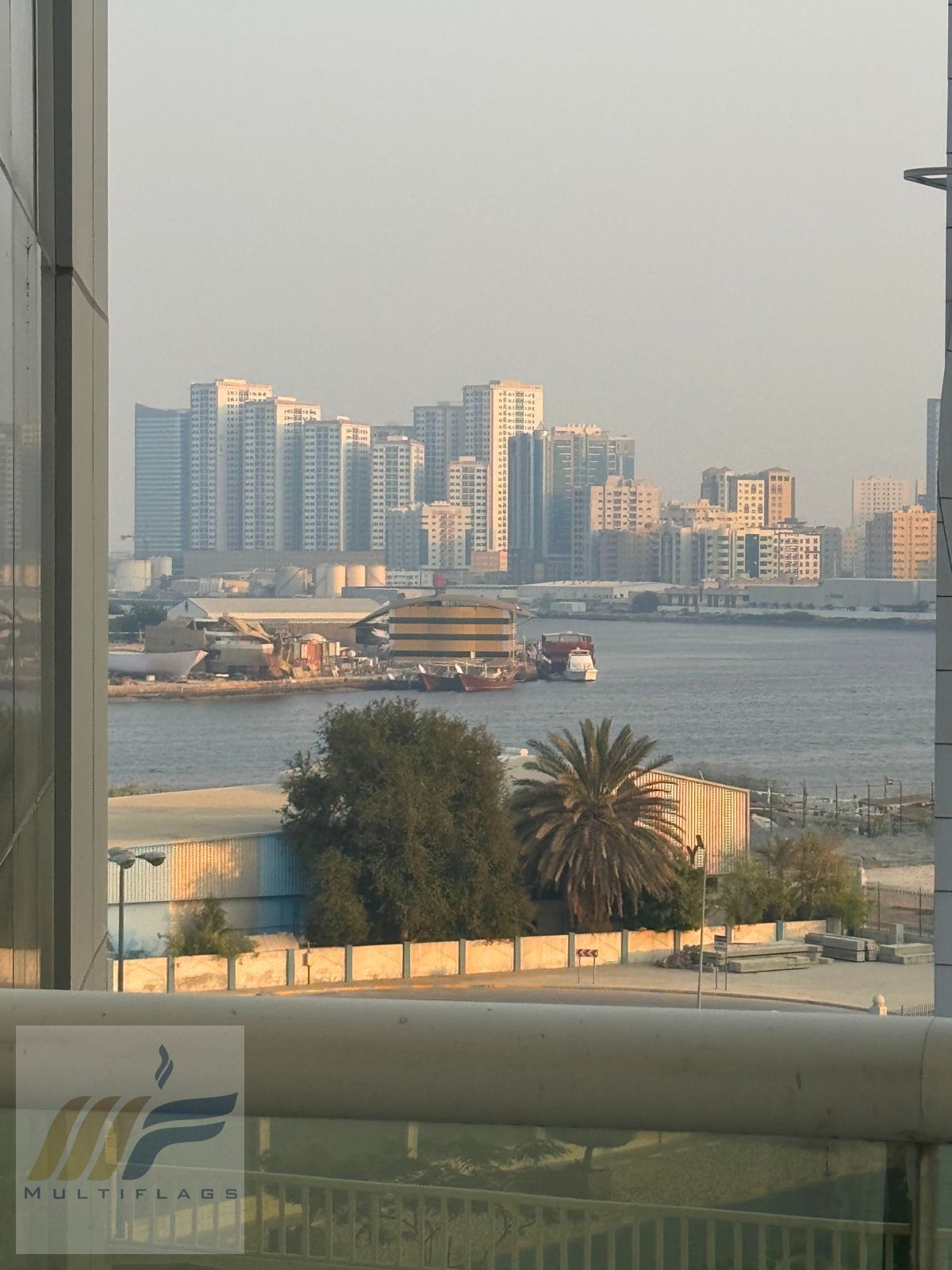 A unique opportunity to own a spacious and rare studio at a very competitive price, ready for immediate occupancy and suitable for living or investmen