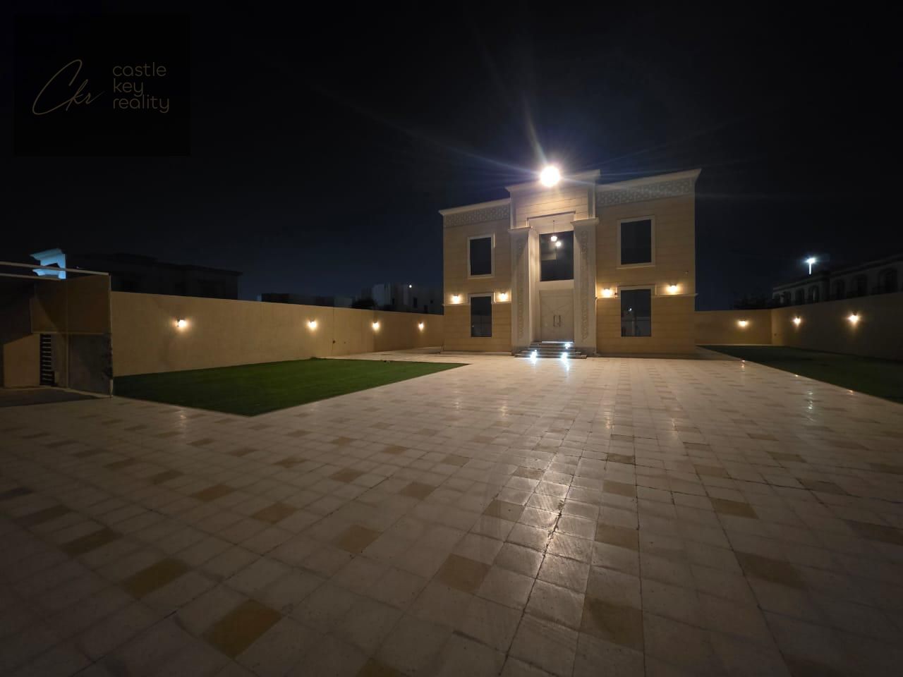 SPACIOUS 8-BED FAMILY & STAFF VILLA FOR RENT | INDEPENDENT COMPOUND | AL RAMS