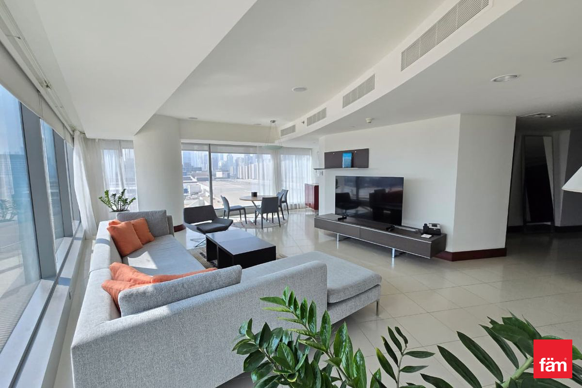 Burj View | Vacant | Unfurnished | 2 Cheques