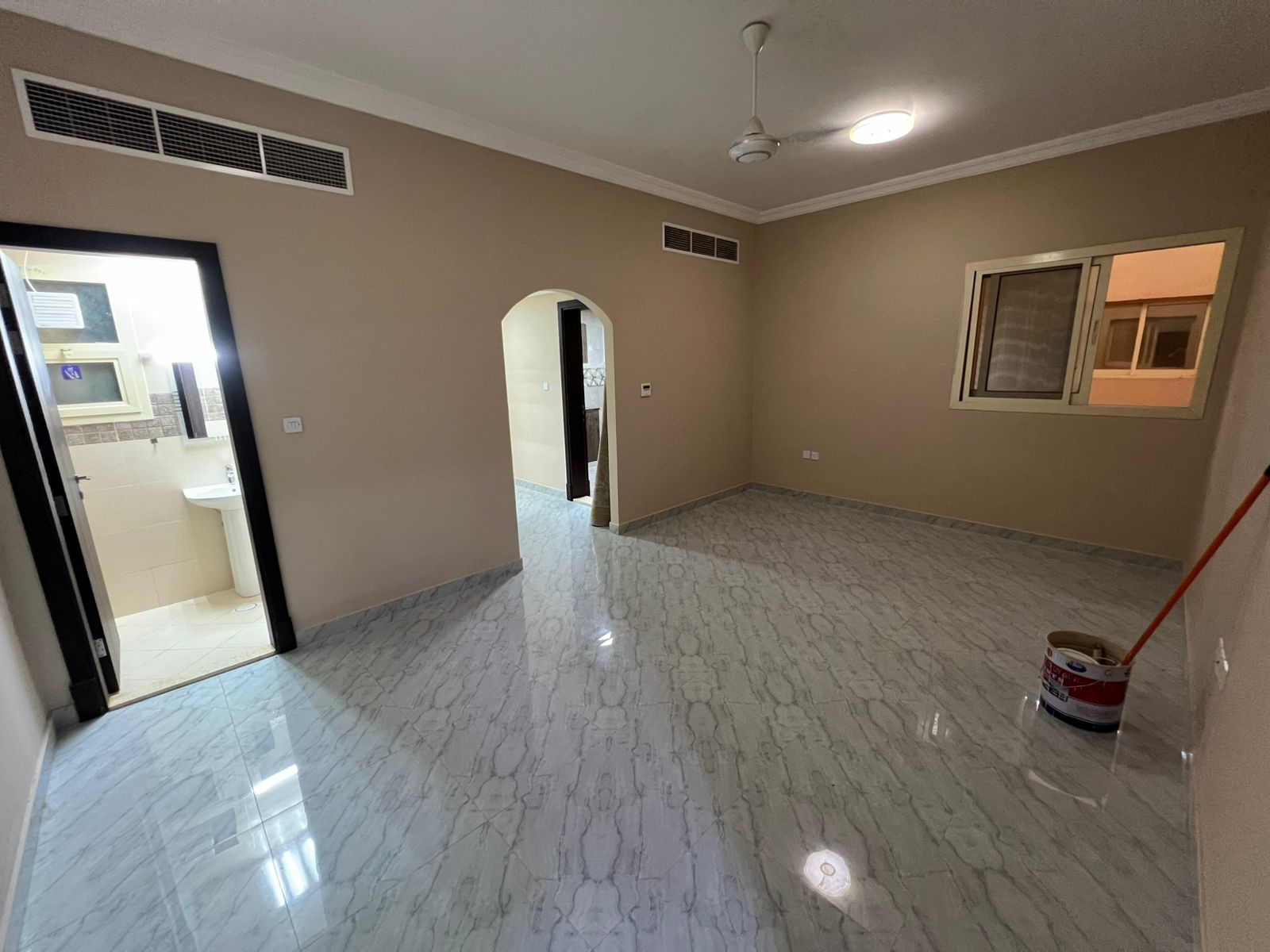 Excellent price: Two bedrooms and a living room with 3 bathrooms, and two master bedrooms with a balcony offering a very excellent view, including mai