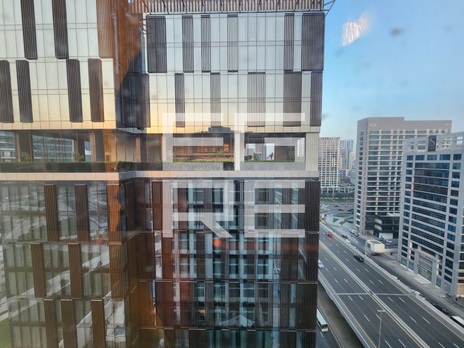 High-Rise | CBD Living | Fully Furnished