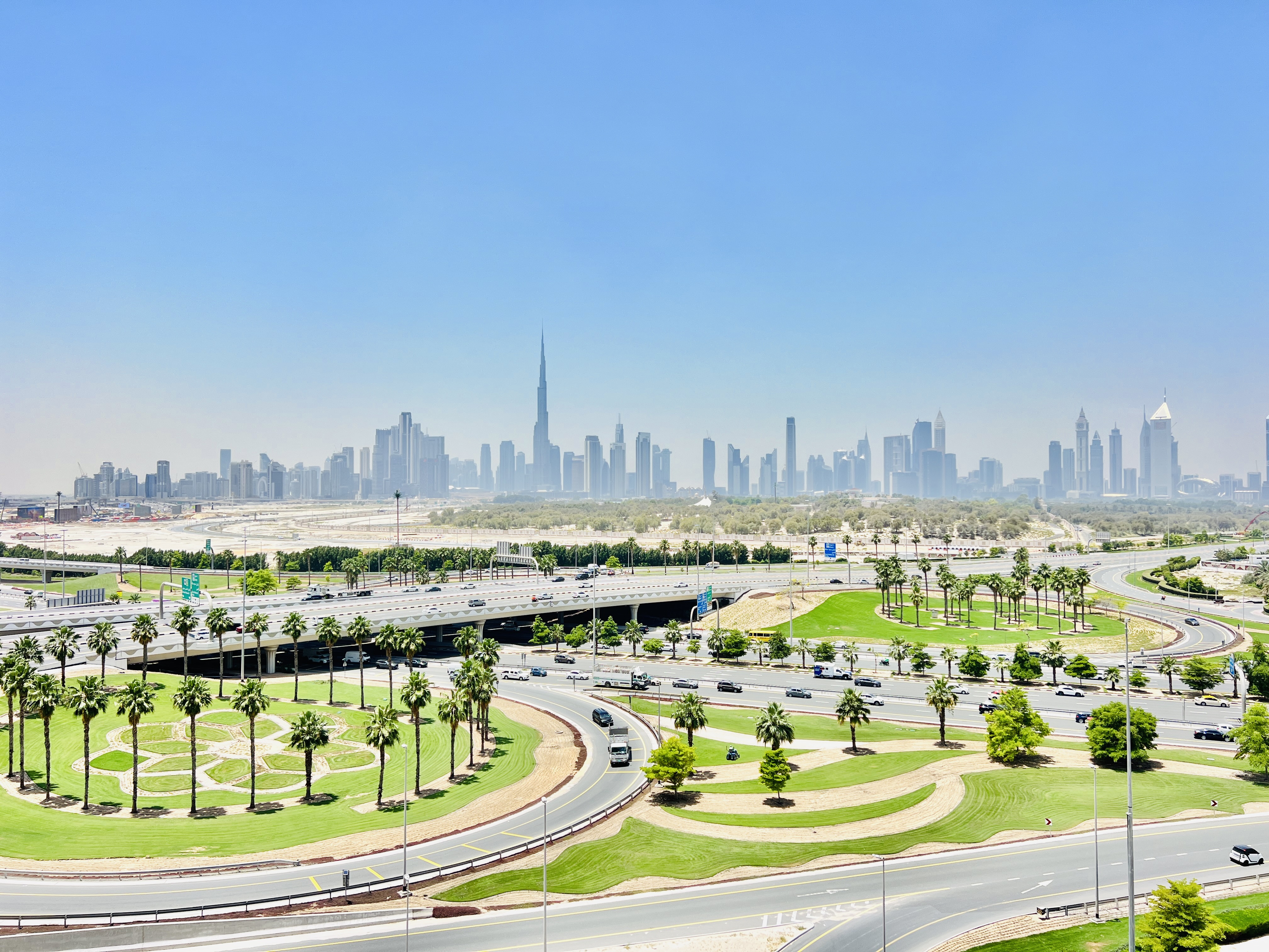 Burj Kahlifa View // Huge Size 1-bhk Just 90k Rent 4 Cheques With Laundry Room + Kitchen Appliances