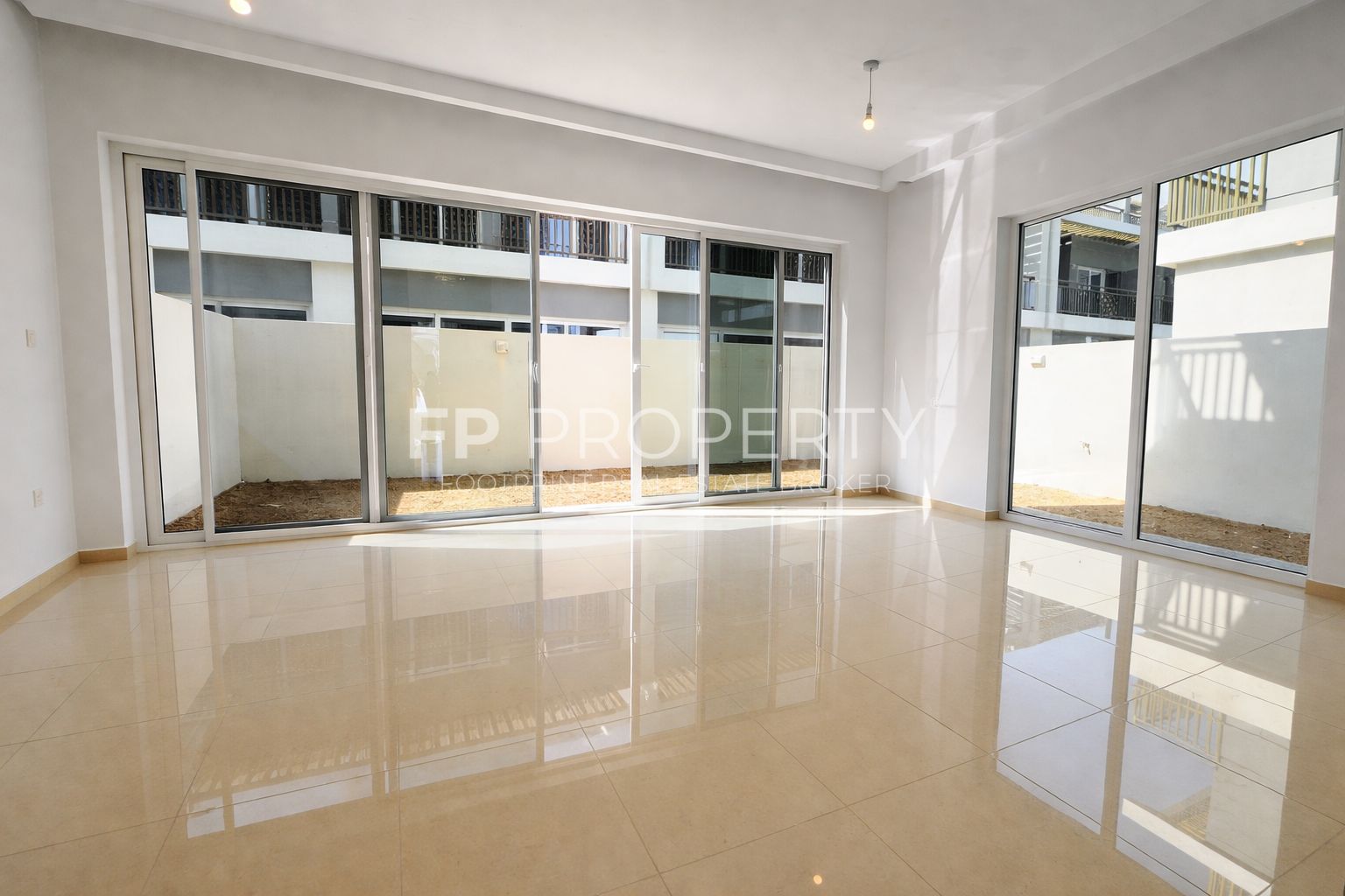 Brand New 3BR Corner Villa | L-Shaped Private Garden
