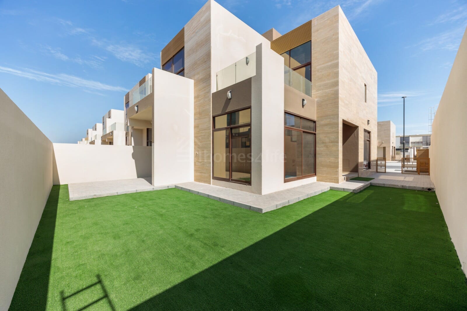 Comfortable Living| Brand New| Beautiful Landscape